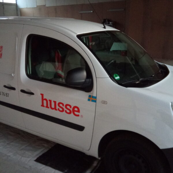 IMG_20200326_180553 Реклама на транспорте